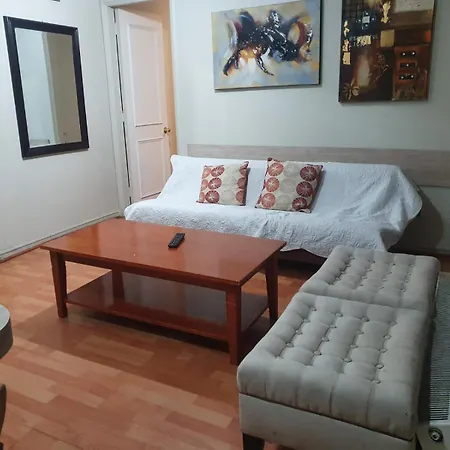 Departamento Con Ubicacion Privilegiada: Entre Metro Pedro De Valdivia Y Los Leones, Con Sillon Cama